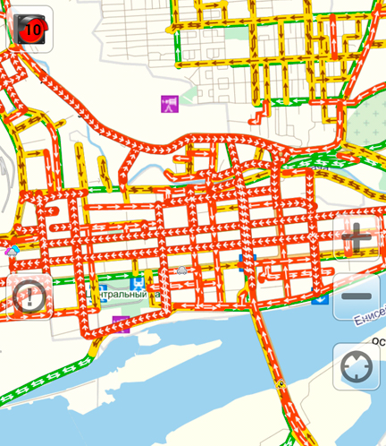 Из-за снегопада в Красноярске на дороге «встретились» 15 машин!
