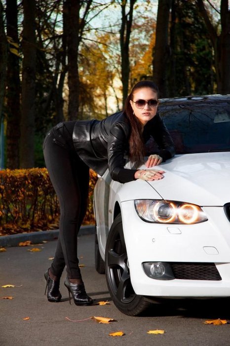 автомобили и девушки