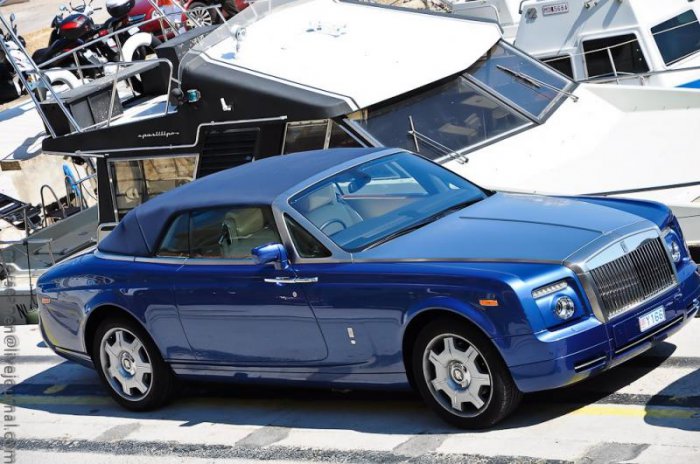 Монако - место, куда стекаются все деньги мира.