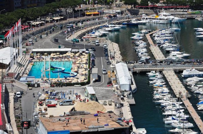 Монако - место, куда стекаются все деньги мира.