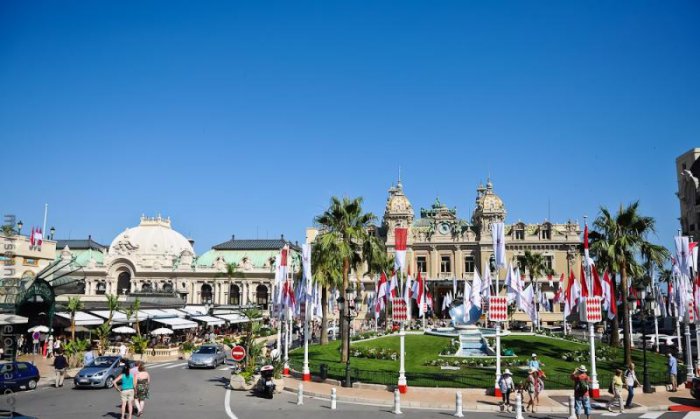 Монако - место, куда стекаются все деньги мира.