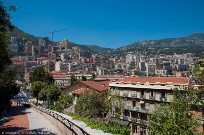 Монако - место, куда стекаются все деньги мира.