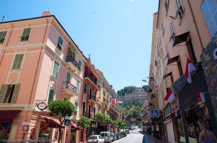 Монако - место, куда стекаются все деньги мира.