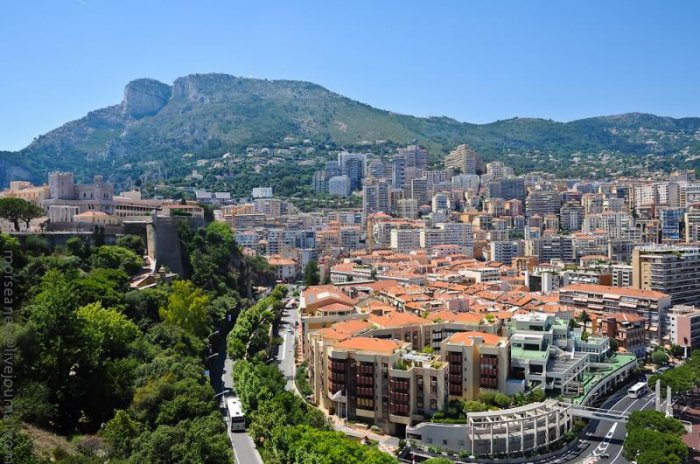 Монако - место, куда стекаются все деньги мира.