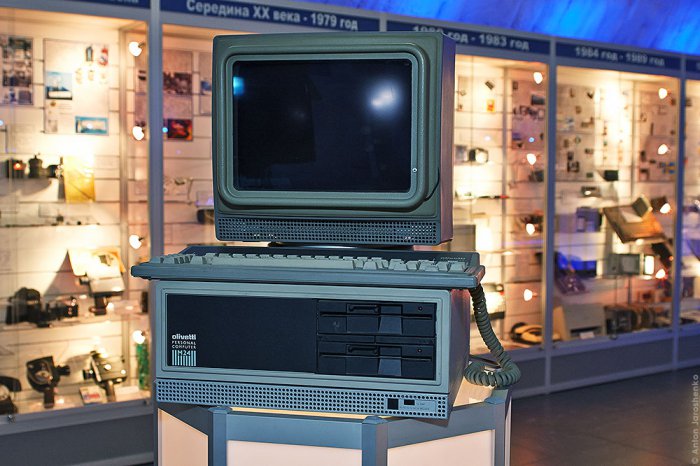 Галерея компьютерной эволюции