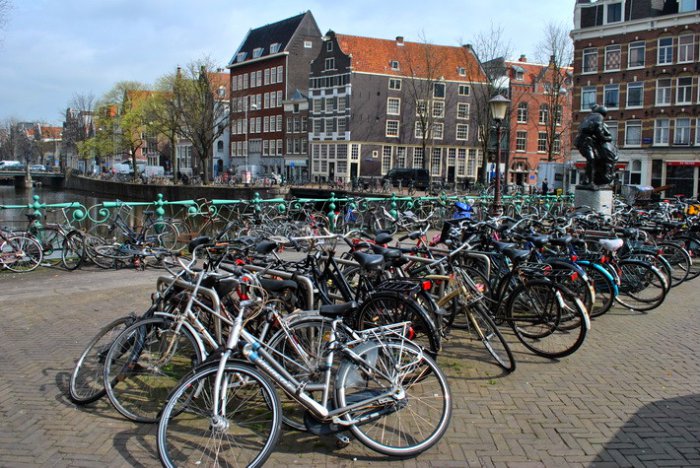 Прогулка по весеннему Амстердаму Прогулка по весеннему Амстердаму