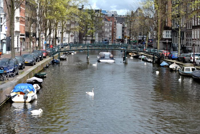 Прогулка по весеннему Амстердаму Прогулка по весеннему Амстердаму