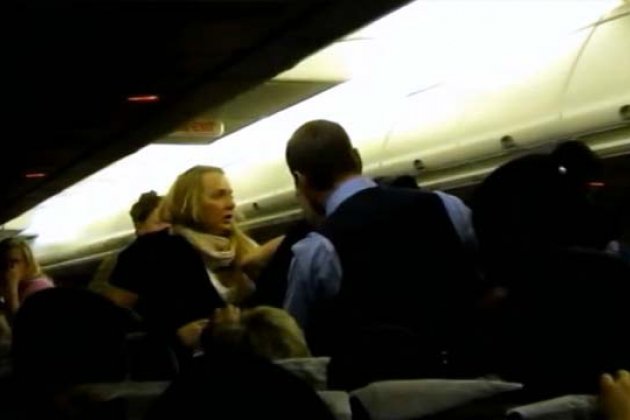 Супругов высадили с рейса Ростов - Пхукет из-за пьяного дебоша