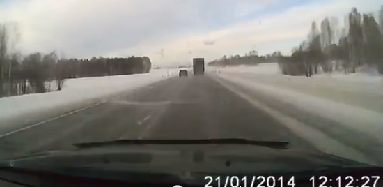 Не смогла обогнать грузовик