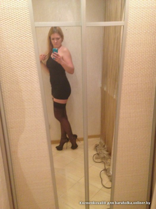 Как девушка босоножки продавала