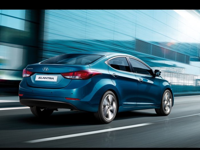 Обновленная Hyundai Elantra будет стоить от 700 000 рублей