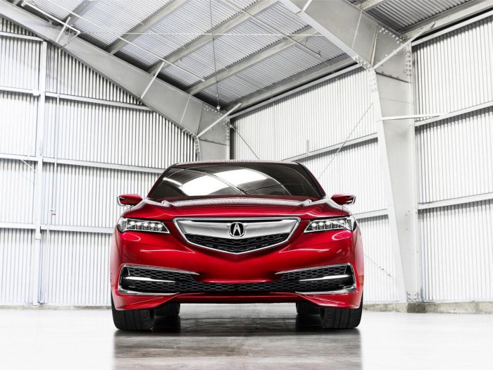 Новый седан Acura TLX доедет до России к концу 2014 года