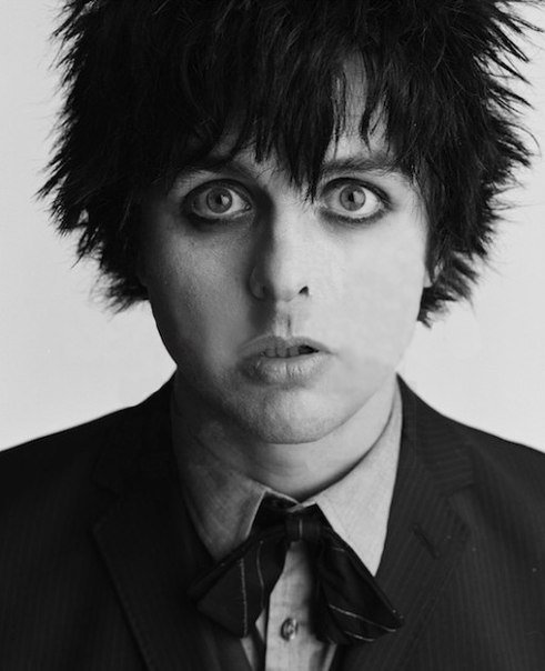 Билли Джо Армстронгу - 42!