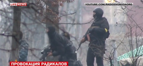 На Майдане стреляют в милицию (обновляется) На Майдане стреляют в милицию (обновляется)