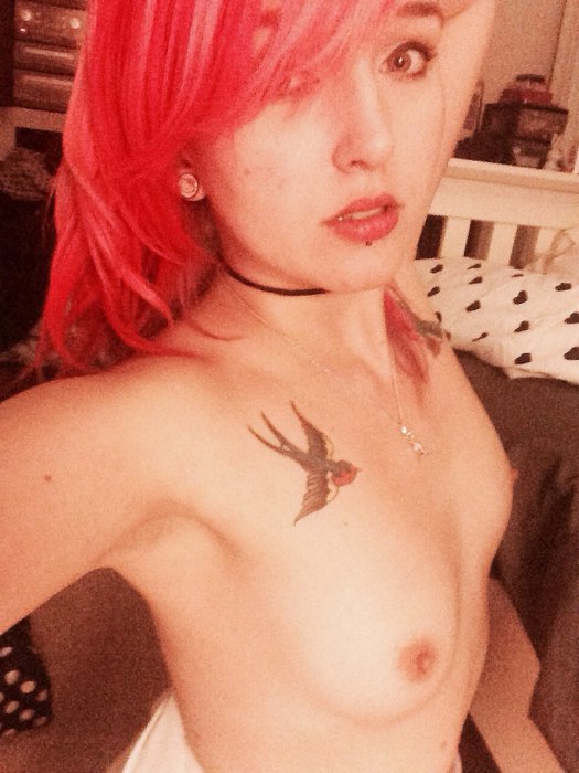 Девушки бывают разные