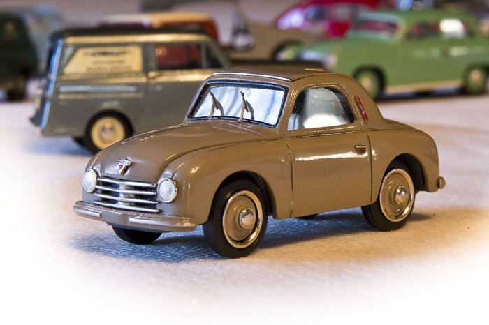 Владелец четырех тысяч машин