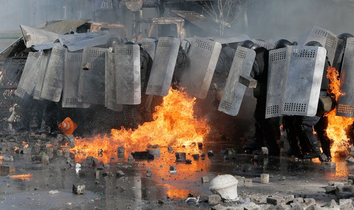 Беспорядки в Киеве возобновились (35 фото)