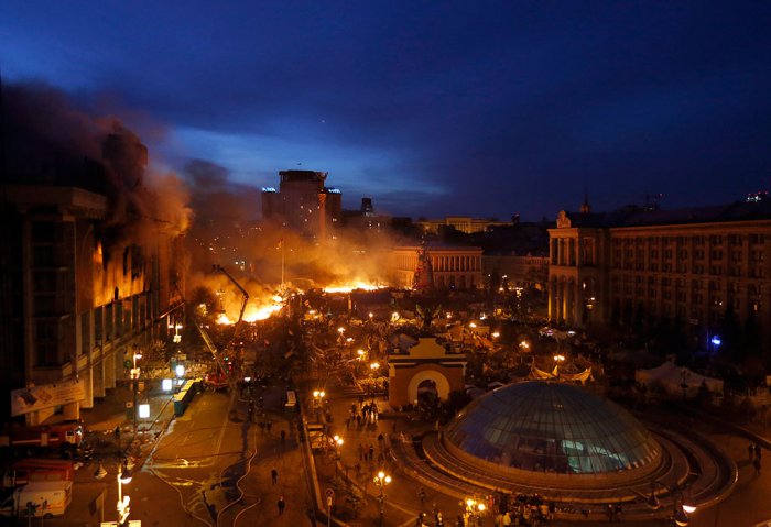 Беспорядки в Киеве возобновились (35 фото)