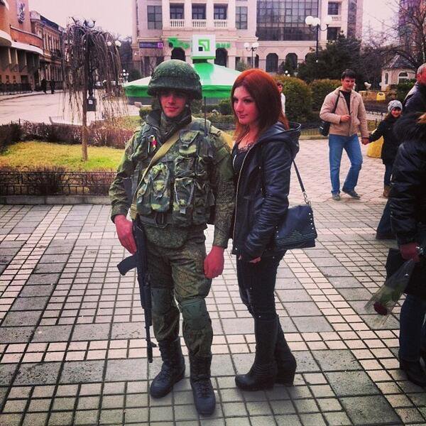 Леденящие душу кадры зверств русских оккупантов на территории Украины (слабонервным не смотреть)