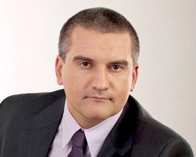 В Крыму бойцы сил самообороны приняли присягу на верность крымчанам