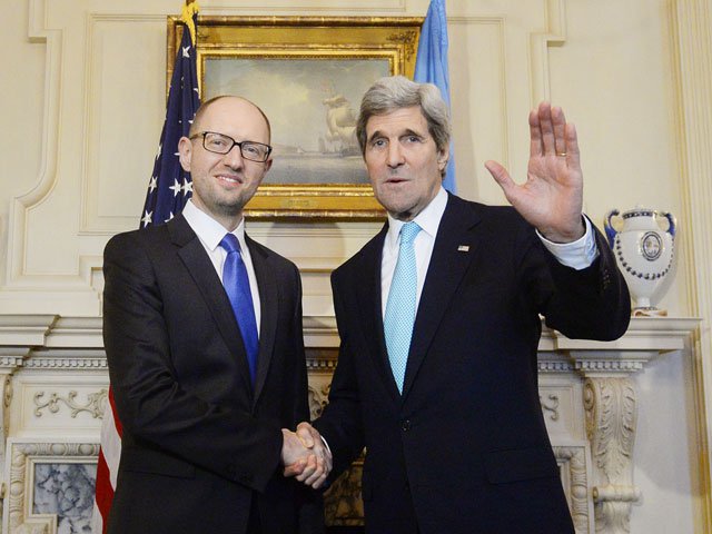 Керри снова пригрозил России санкциями