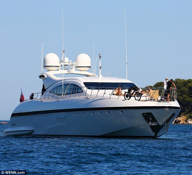 Леонардо Ди Каприо на яхте