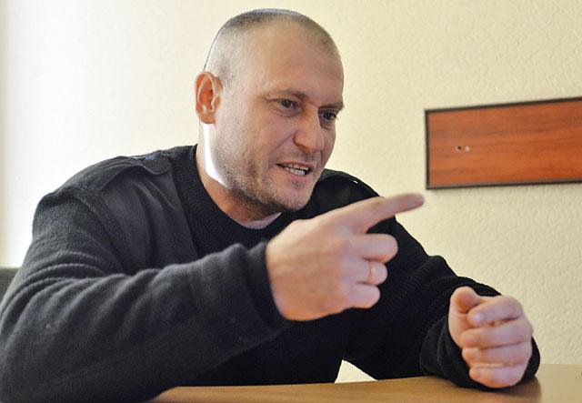 Украинский "Правый сектор" официально стал партией