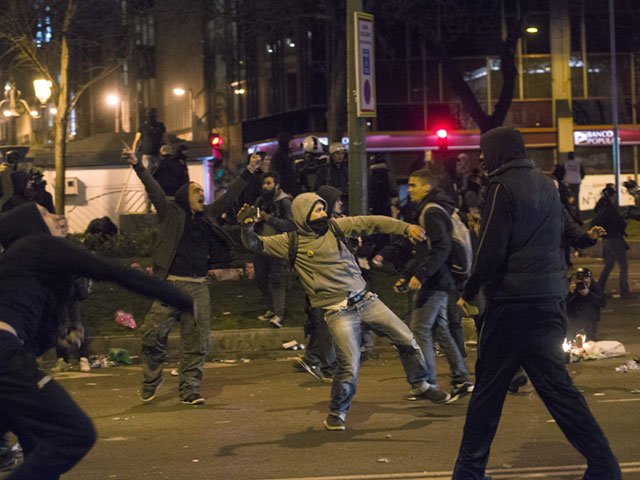 Жестокие массовые столкновения в Мадриде: пострадали более 85 человек