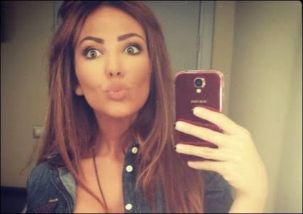 Зависимый от селфи юноша полгода не выходил из дома, пытаясь сделать удачный снимок Зависимый от селфи юноша полгода не выходил из дома, пытаясь сделать удачный снимок