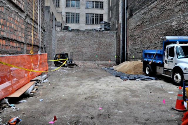 Небоскреб на пятачке