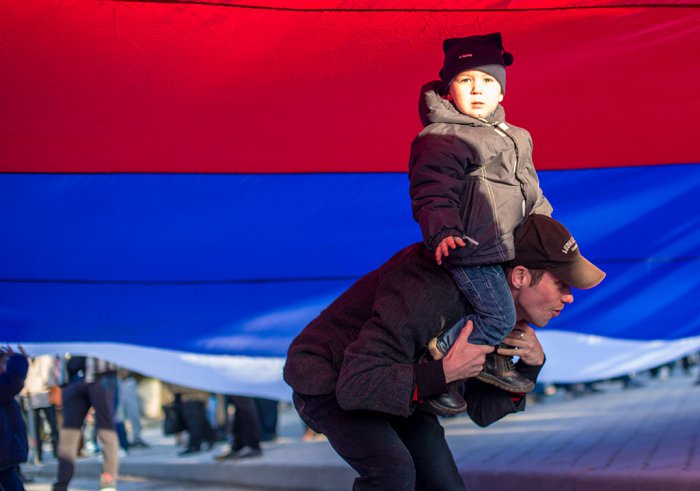 Крым митингует в поддержку России | 19 фото