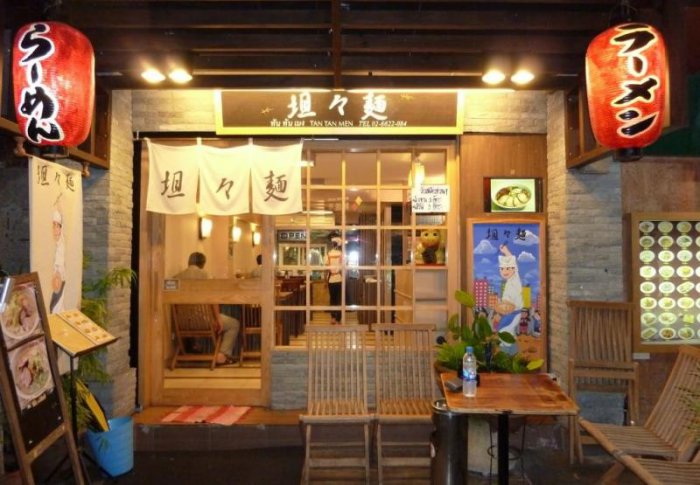 Как готовят суши в Японии