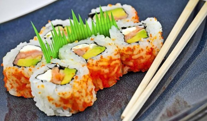 Как готовят суши в Японии