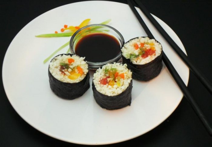 Как готовят суши в Японии