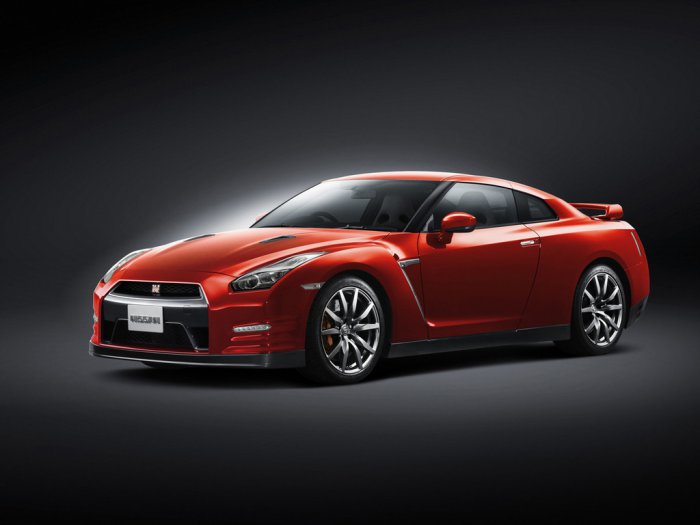 Обновленный Nissan GT-R будет стоить в России 4,6 млн рублей