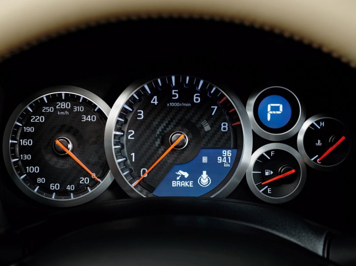 Обновленный Nissan GT-R будет стоить в России 4,6 млн рублей