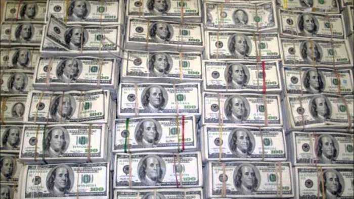 Русские уже вывели деньги с Запада без лишнего шума