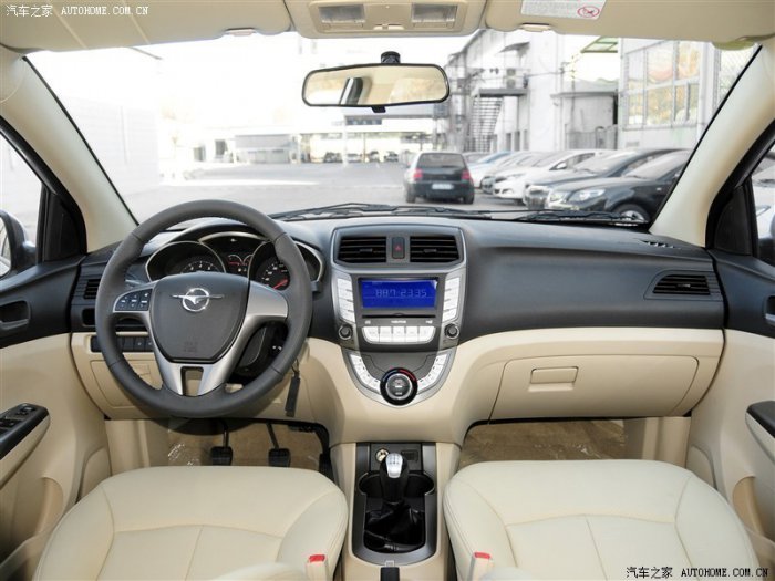 В России появится новый седан за 460 тысяч рублей