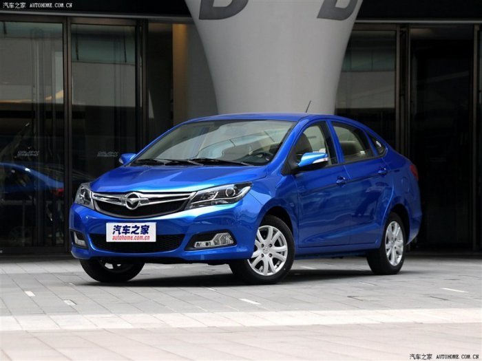 В России появится новый седан за 460 тысяч рублей