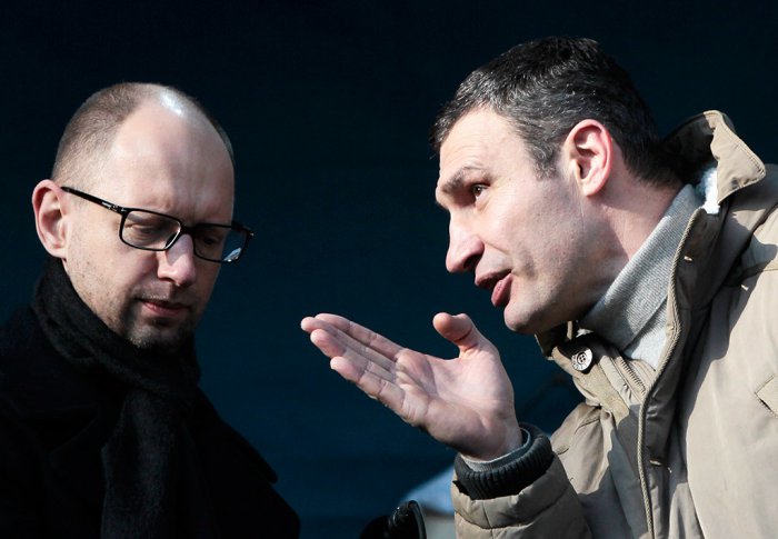 Яценюк, Турчинов и Кличко оказались в списке невъездных в Крым