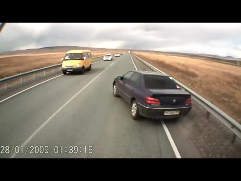 Авария на федеральной трассе М-54 в Хакасии Авария на федеральной трассе М-54 в Хакасии