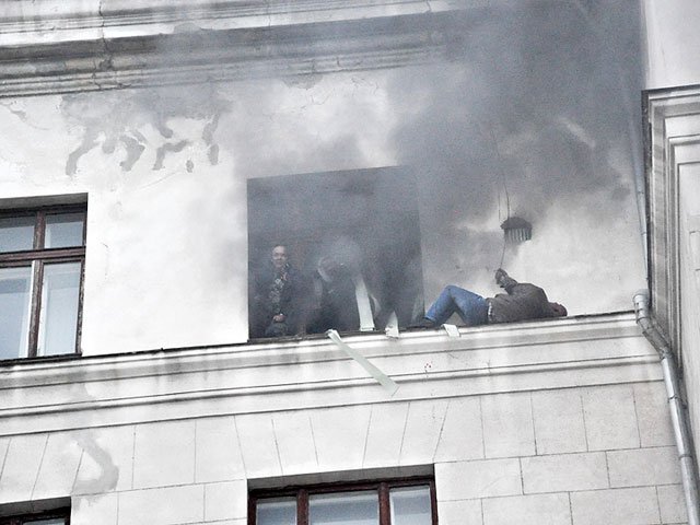 В здании одесского Дома профсоюзов обнаружено 36 трупов В здании одесского Дома профсоюзов обнаружено 36 трупов