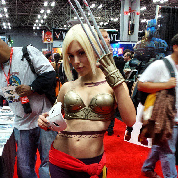 Подборка косплей-девушек  (80 фото)