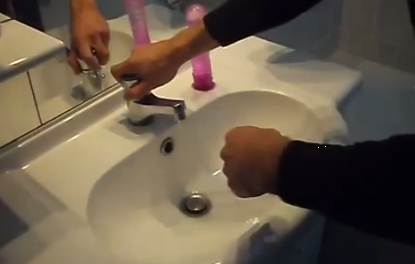 Зашел к подружке, а там такое...