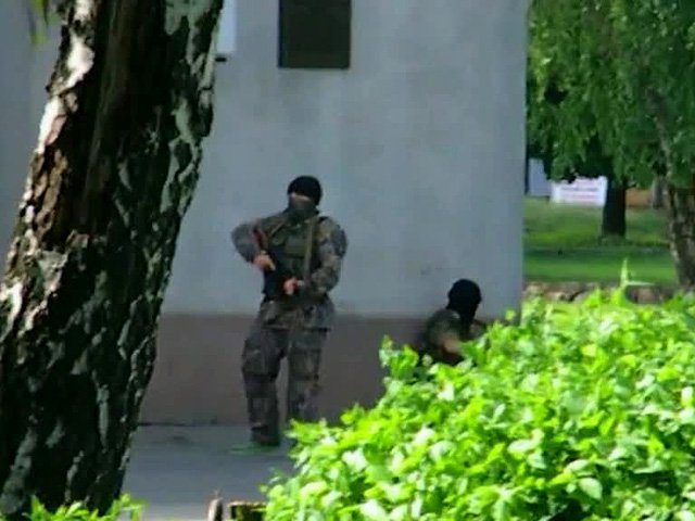 Бойня в Красноармейске: мирных жителей расстреливал каратель-снайпер Бойня в Красноармейске: мирных жителей расстреливал каратель-снайпер