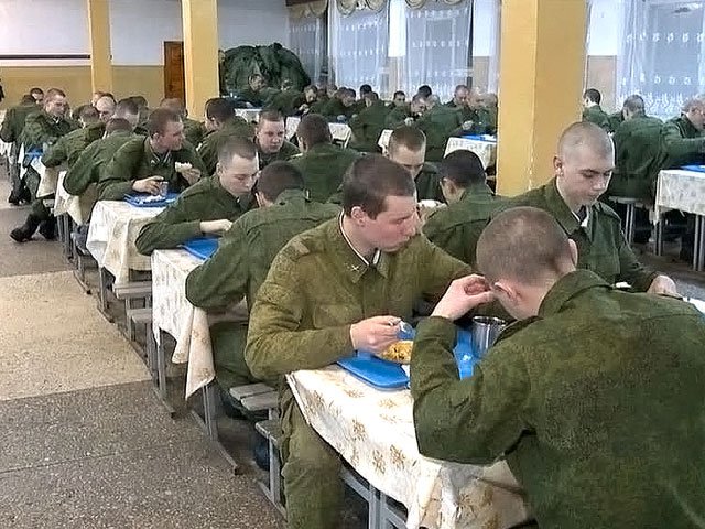 Минобороны открыло горячую линию для призывников