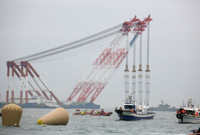 Сбежавший от правосудия хозяин затонувшего и унесшего жизни более 300 человек "Сэволя" оказался лидером секты Сбежавший от правосудия хозяин затонувшего и унесшего жизни более 300 человек "Сэволя" оказался лидером секты