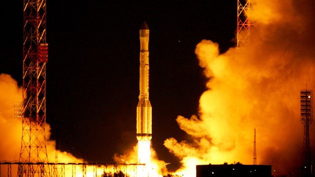 "Протон-М" со спутником сгорели в верхних слоях атмосферы