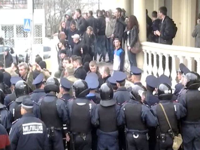 В Одессе сожгли предвыборный штаб Тимошенко