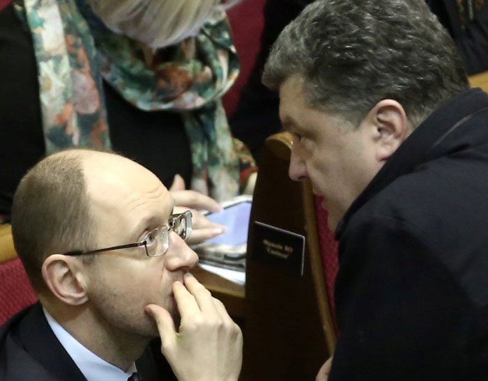 Порошенко: Арсений Яценюк останется премьер-министром Украины